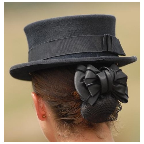 Horka Show Bow Satin